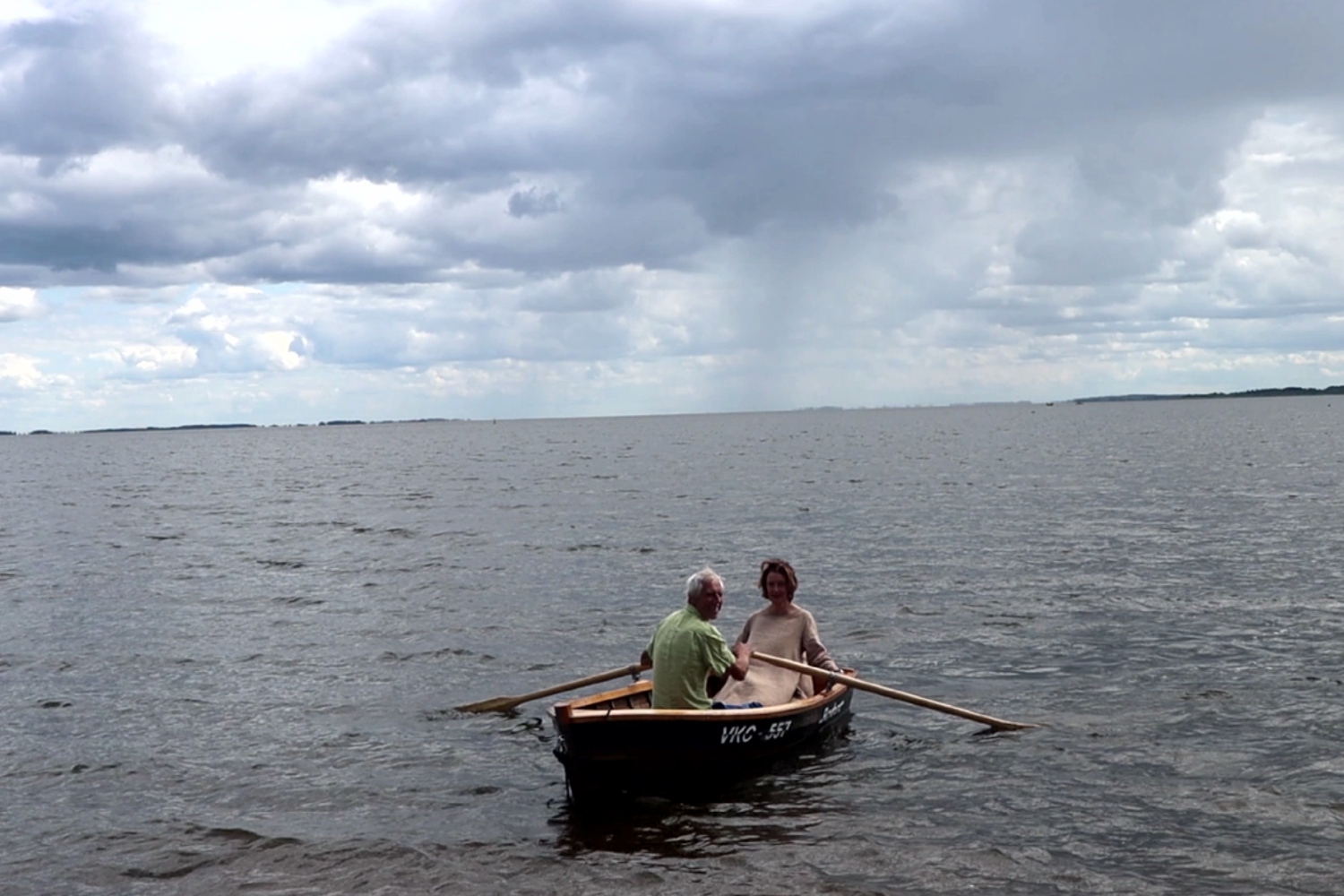 Lämmijärvel paadiga