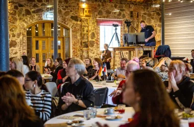 Folgikoja suur saal Kuplandis, lavalt vaade